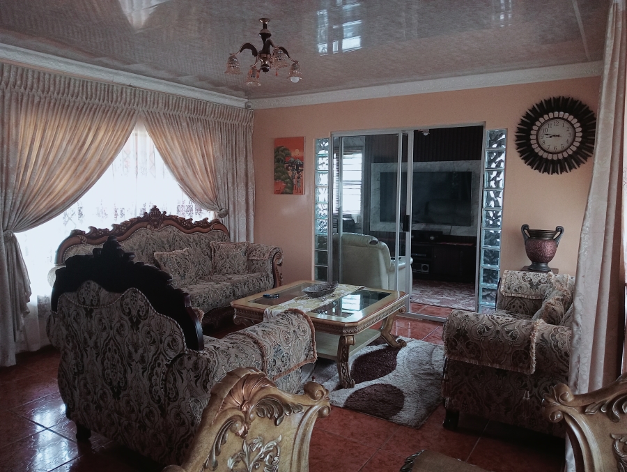 3 Bedroom Property for Sale in Ellaton North West